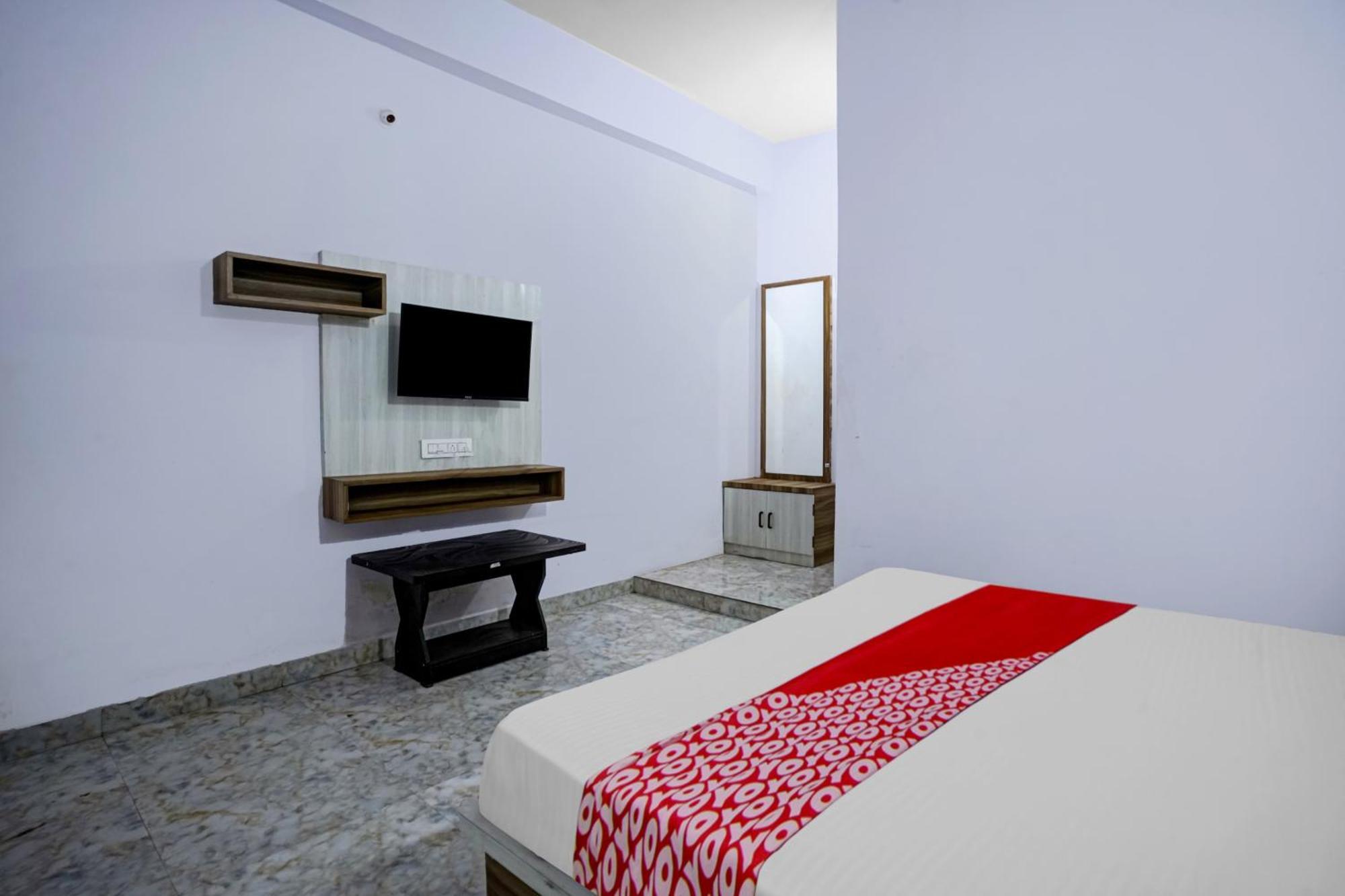 Oyo Flagship Hotel Ashok Vatika Banquet Hall 兰契 外观 照片