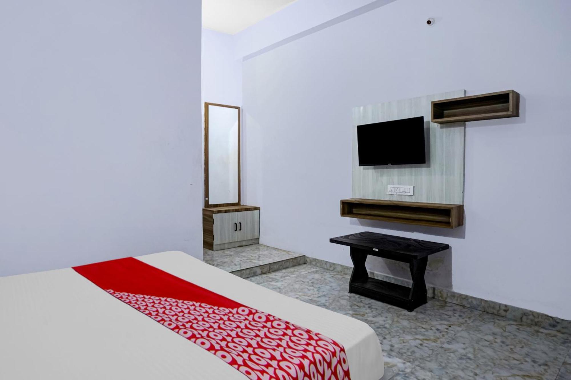 Oyo Flagship Hotel Ashok Vatika Banquet Hall 兰契 外观 照片