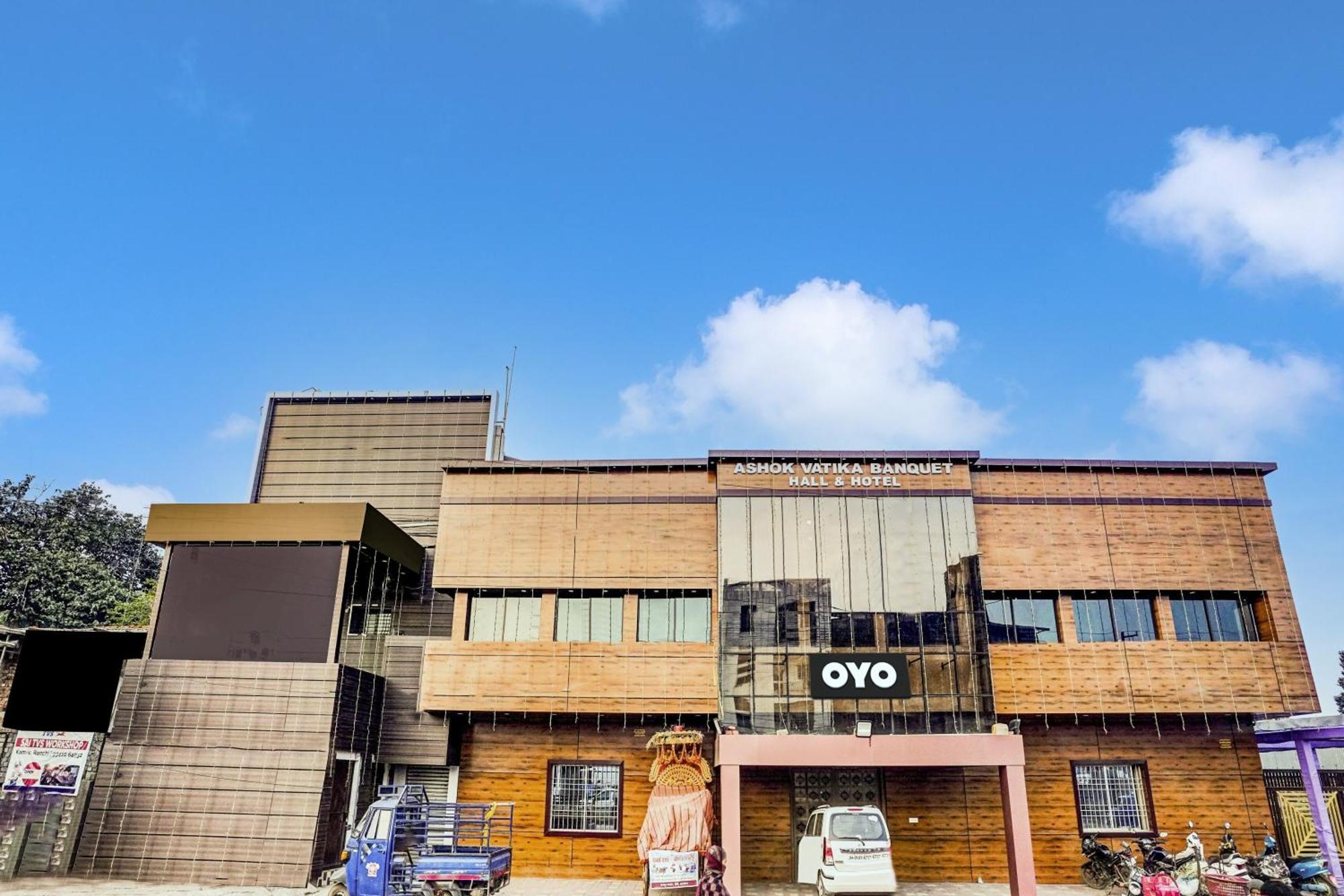 Oyo Flagship Hotel Ashok Vatika Banquet Hall 兰契 外观 照片